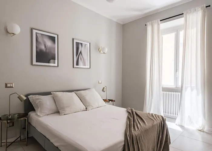 Apart Otel The Rent - Bright Flat Near San Pietro 4*