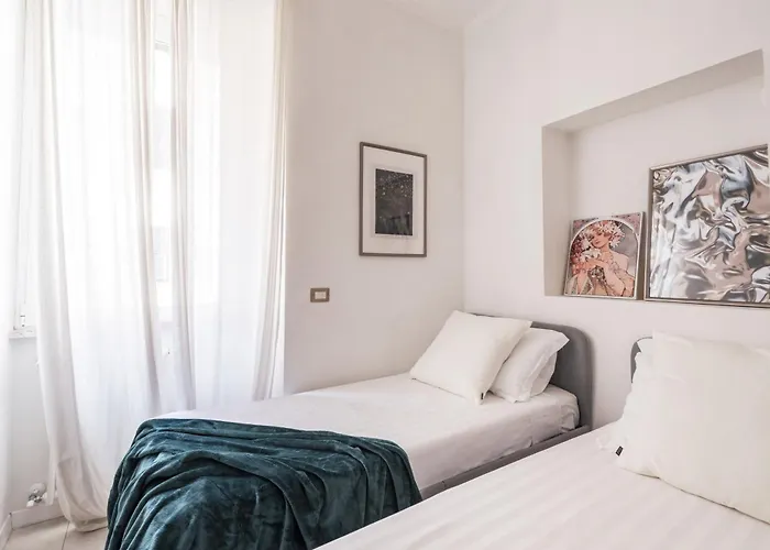 The Rent - Bright Flat Near San Pietro 4*