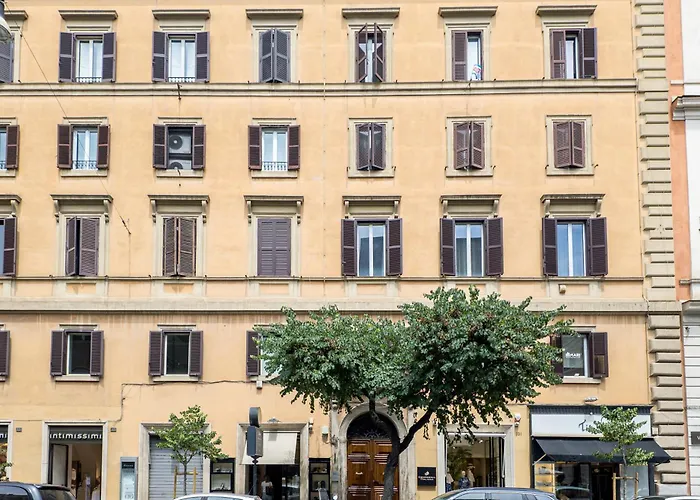 The Rent - Bright Flat Near San Pietro Apart Otel 4*